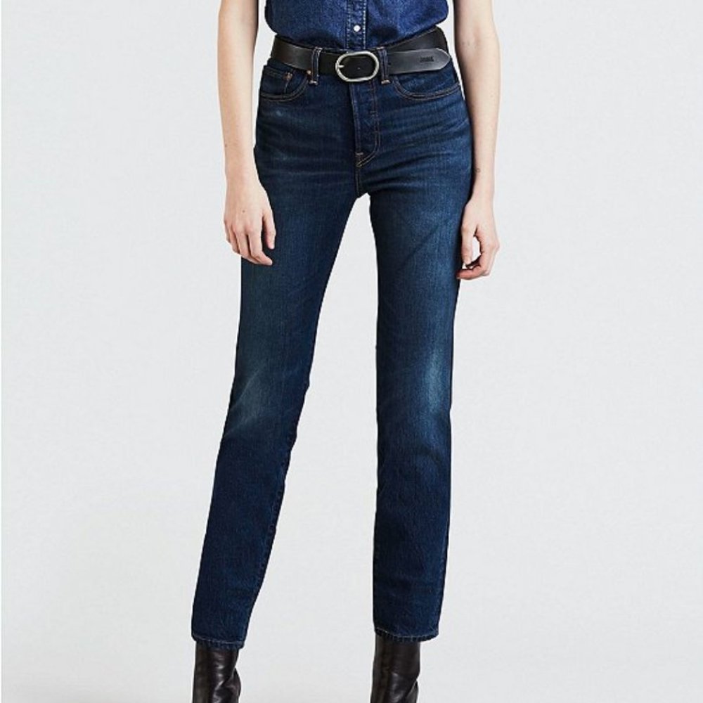 NWT | Levi Wedgie Ankle Jeans | sz 26